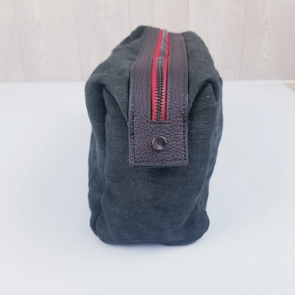 Life Is Good Black Canvas Football Tailgate Toiletry Travel Bag NWT